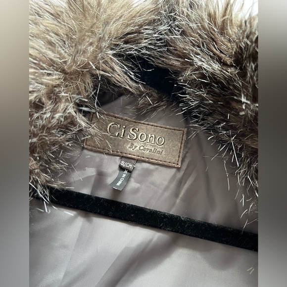 Faux Fur Vest - Picture 3 of 3